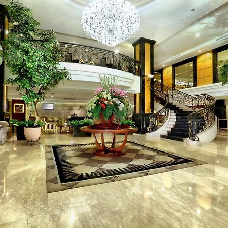 Aston Tropicana Hotel Bandung Eksteriør billede