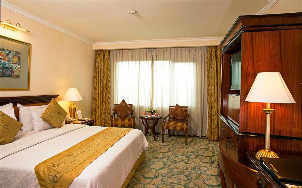 Aston Tropicana Hotel Bandung Eksteriør billede