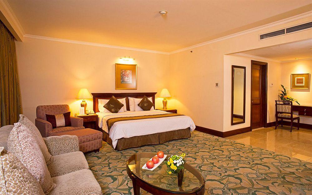 Aston Tropicana Hotel Bandung Eksteriør billede