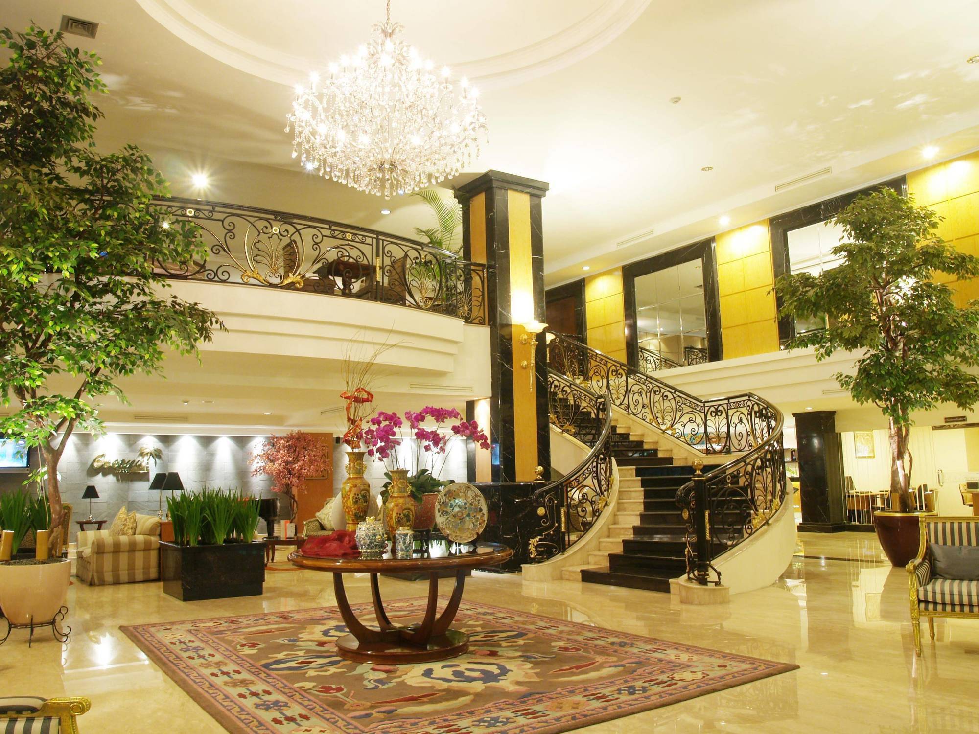 Aston Tropicana Hotel Bandung Eksteriør billede