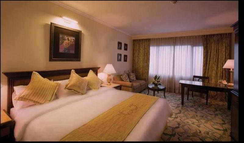 Aston Tropicana Hotel Bandung Eksteriør billede