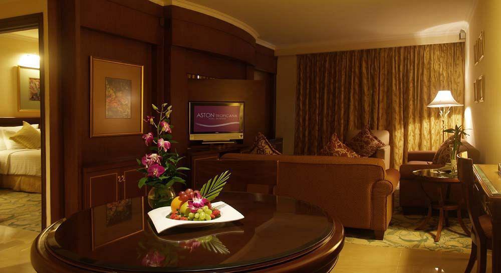 Aston Tropicana Hotel Bandung Eksteriør billede