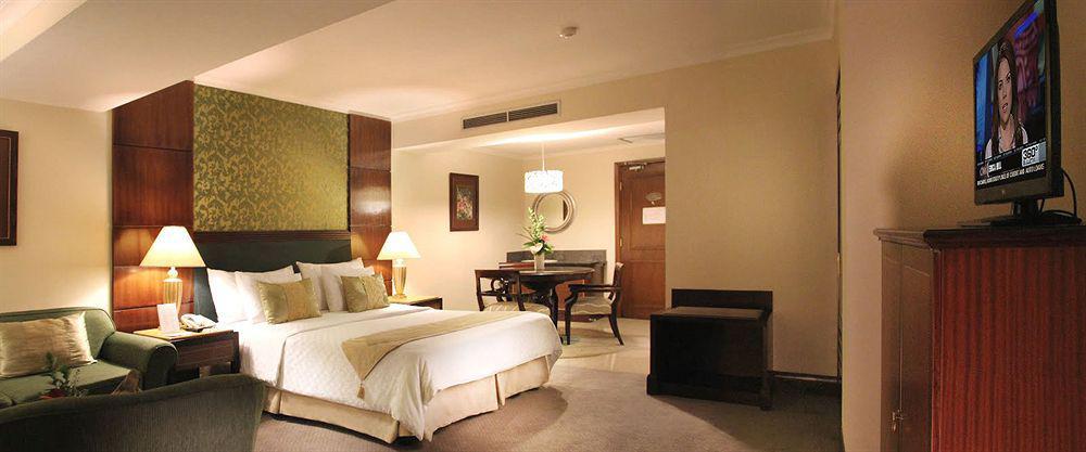 Aston Tropicana Hotel Bandung Eksteriør billede